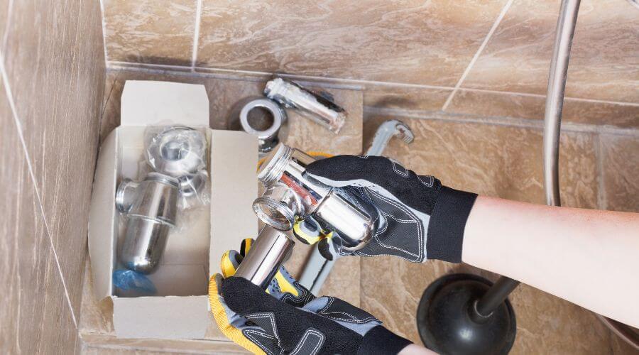 Expert flood damage restoration services in Lacon, IL